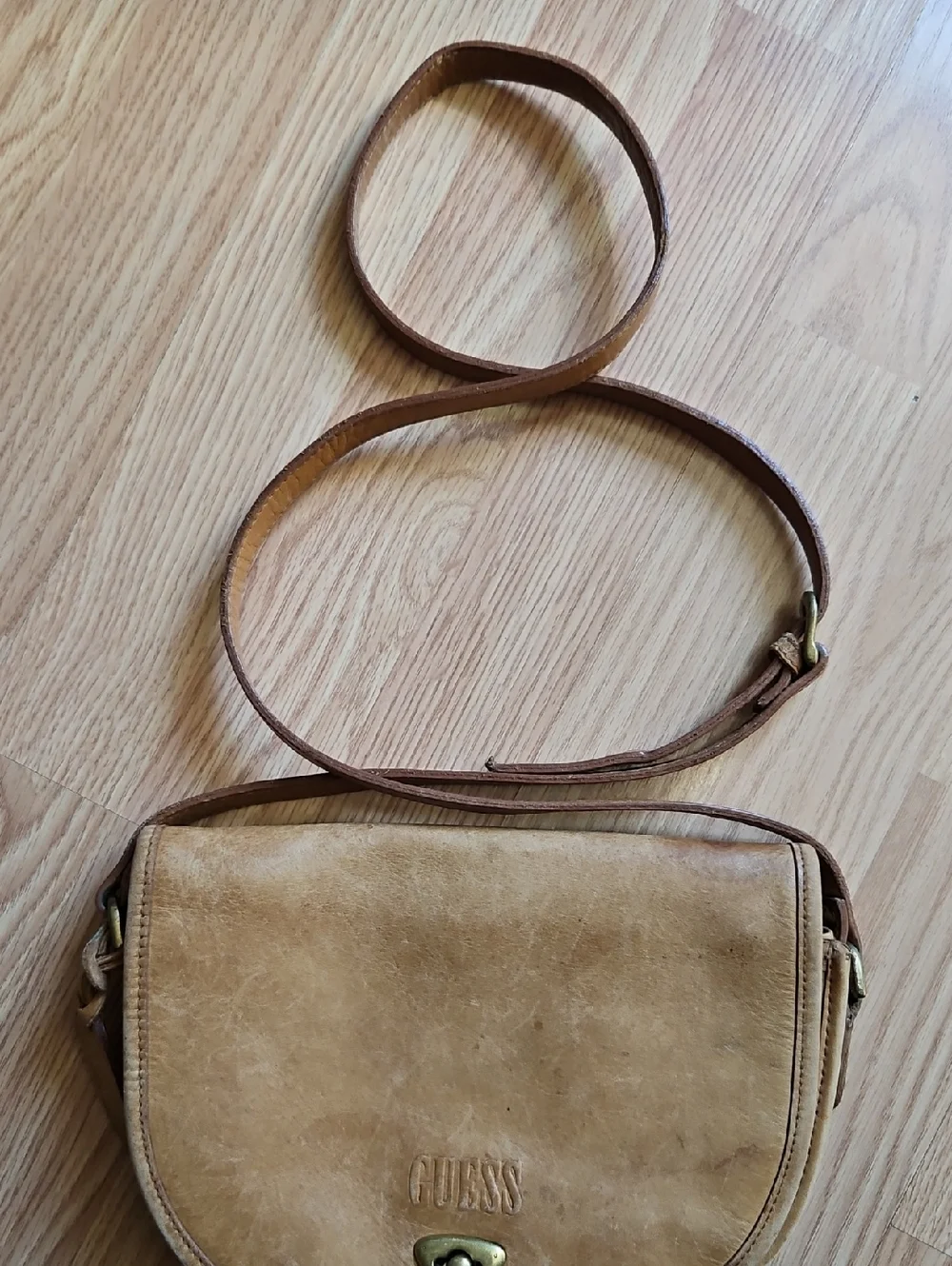 Guess Tan Leather Saddle Crossbody with Brass Hardware - Picture 1 of 6